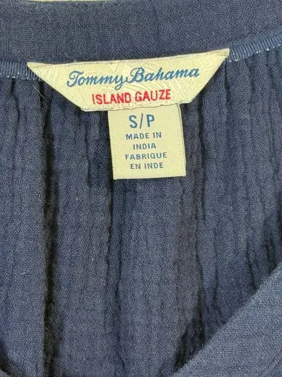 Tommy Bahama Island Gauze Short-Sleeve V-Neck Top, Size S - Picture 2 of 8